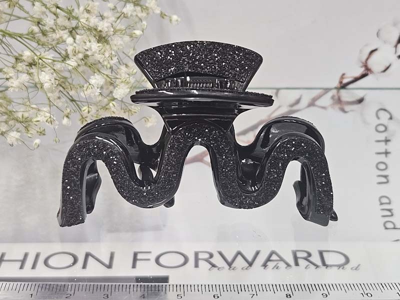 Заколка 1347005500111: цена 330 рублей.