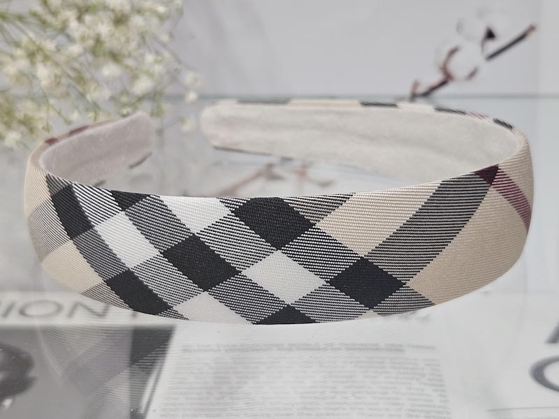 Ободок 1226005500270: цена 200 рублей.