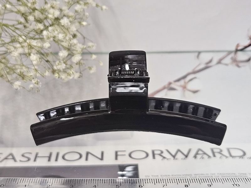 Заколка 1833005500195: цена 80 рублей.