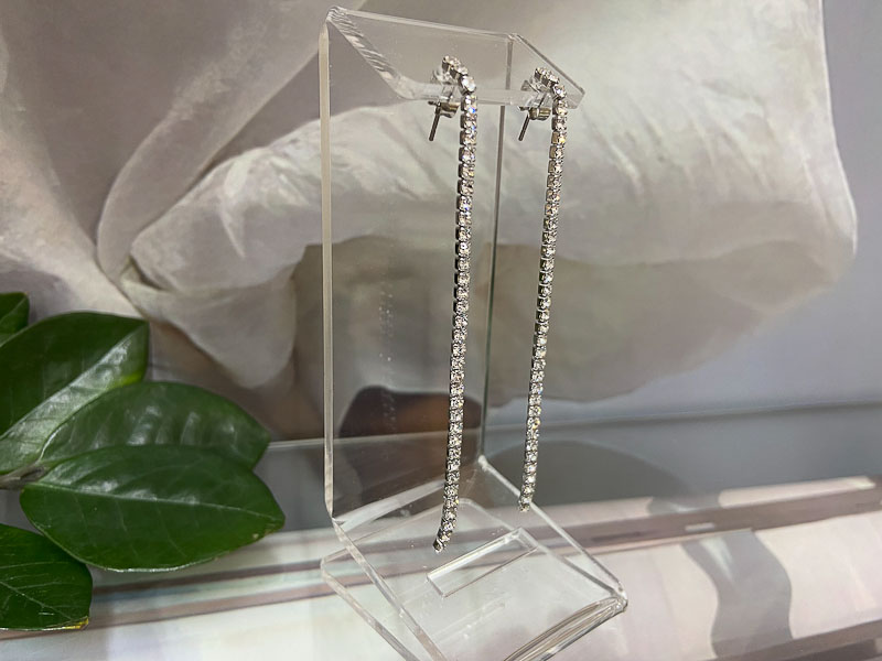 Серьги 1448001300078: цена 305 рублей.
