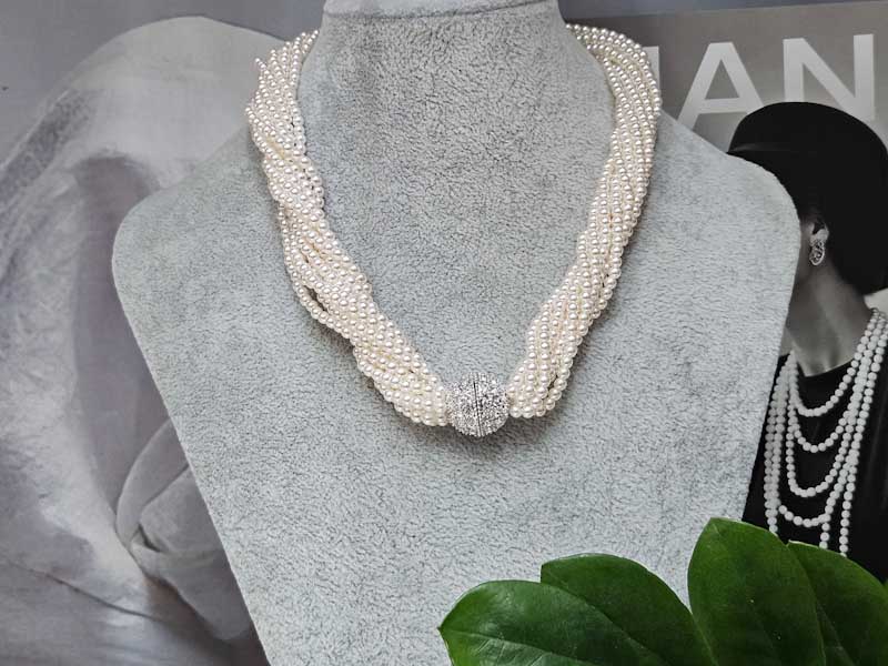 Подвеска 1075006500013: цена 4095 рублей.