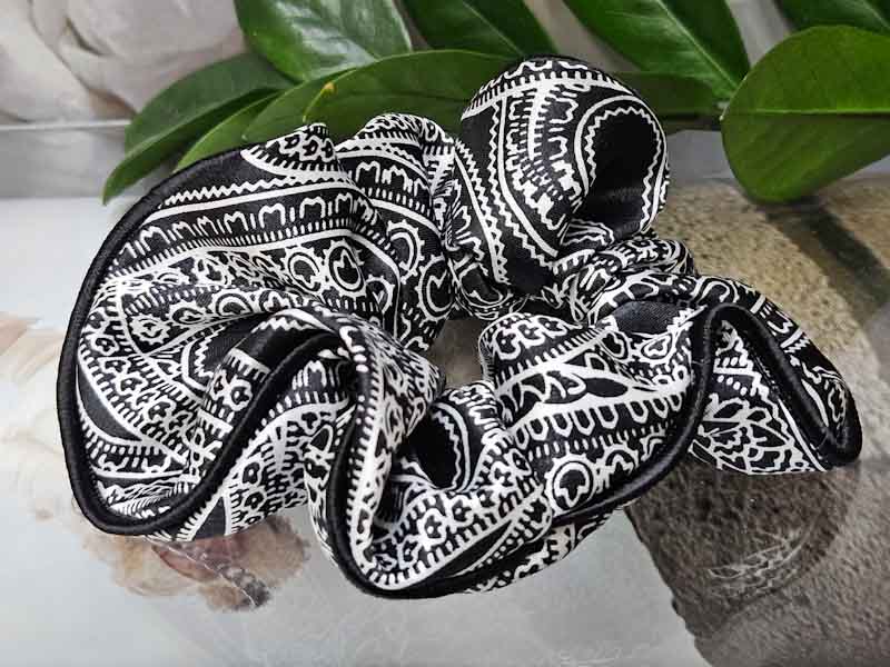 Резинка 1226005500188: цена 230 рублей.