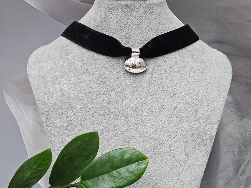 Подвеска 1270006500012: цена 575 рублей.