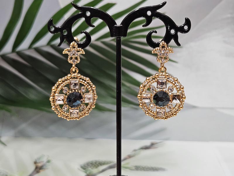 Серьги 1396006500033: цена 1395 рублей.