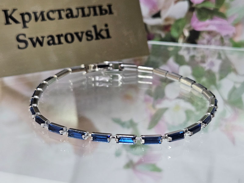 Браслет 1141006500527: цена 740 рублей.