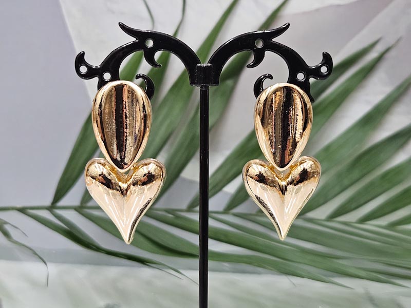 Серьги 2209006500066: цена 575 рублей.