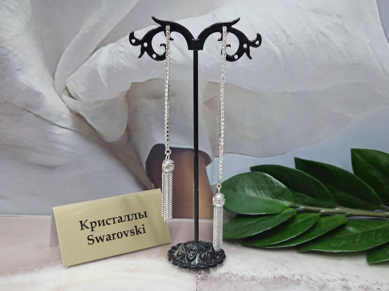 Серьги 1448006500213: цена 655 рублей.