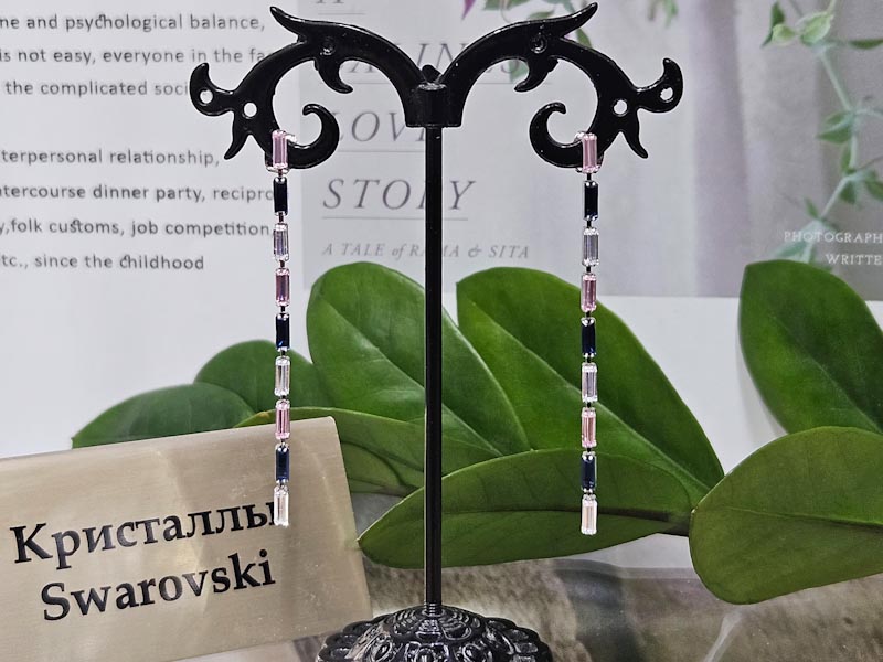 Серьги 1141006500541: цена 655 рублей.