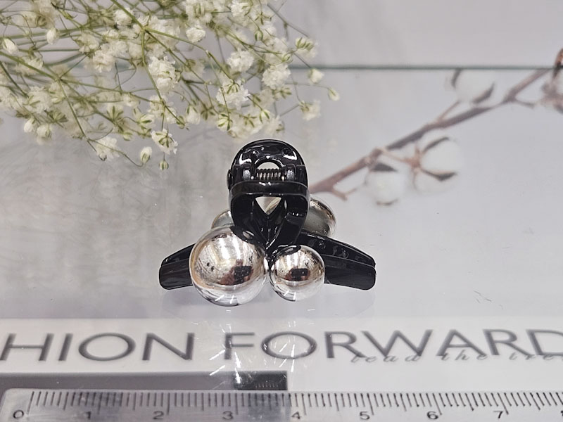 Заколка 1031005500201: цена 165 рублей.