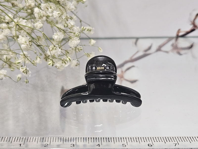 Заколка 1833005500157: цена 40 рублей.