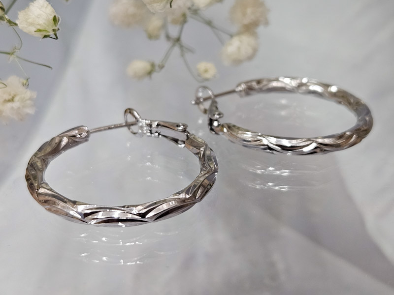 Серьги 2243026600092: цена 415 рублей.