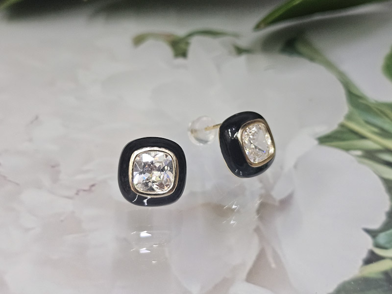 Серьги 2213004500058: цена 820 рублей.