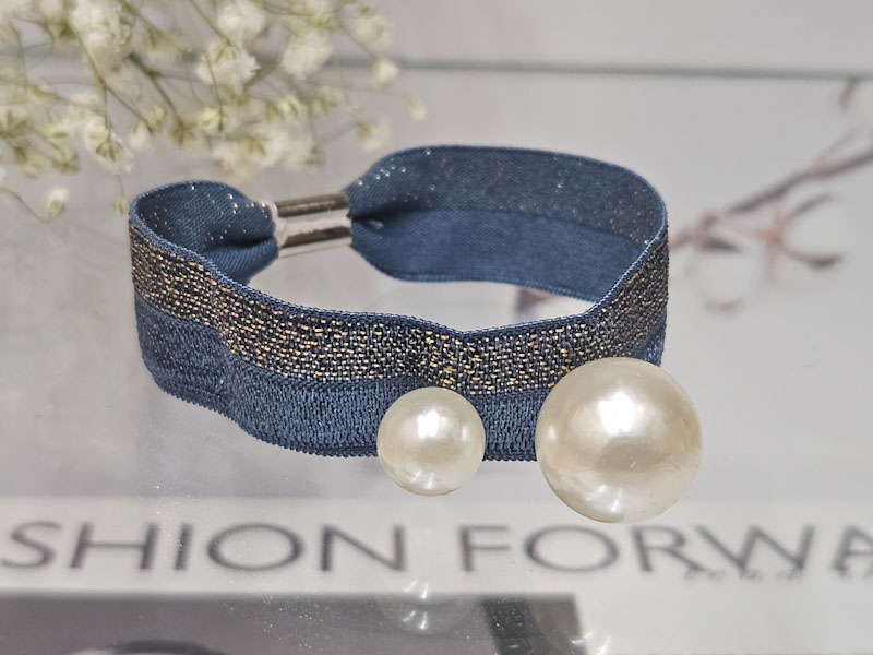 Резинка 2232005500058: цена 100 рублей.