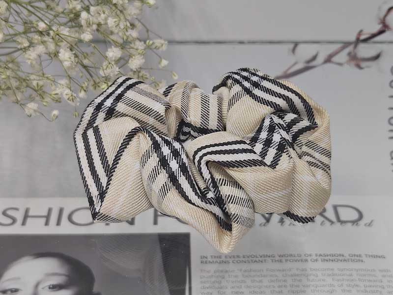 Резинка 1977005500172: цена 100 рублей.