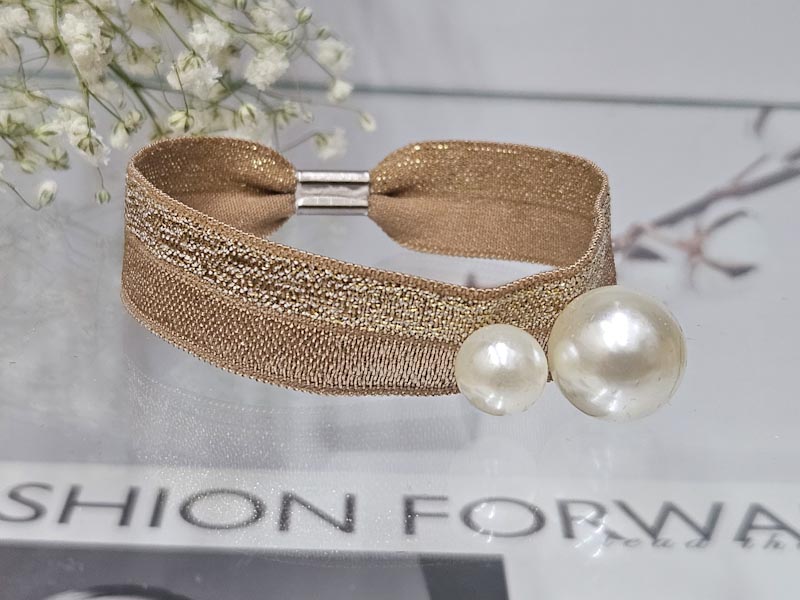 Резинка 2232005500041: цена 100 рублей.