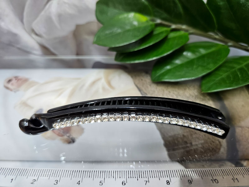 Заколка 1031005500317: цена 215 рублей.