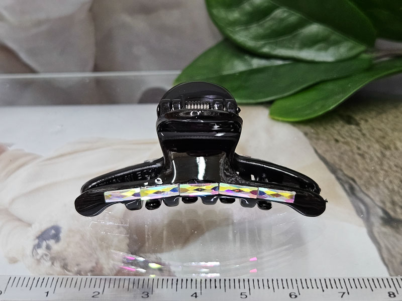 Заколка 1031005500973: цена 230 рублей.