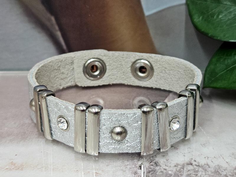 Браслет 1120006500256: цена 575 рублей.