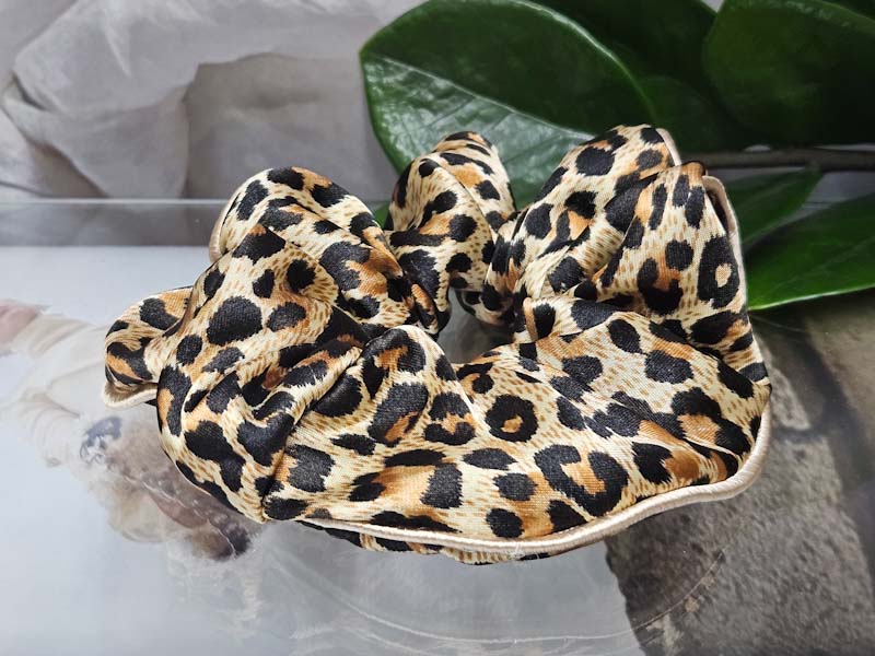 Резинка 1226005500232: цена 230 рублей.