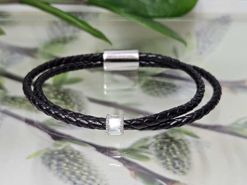 Браслет 2228006500043: цена 540 рублей.