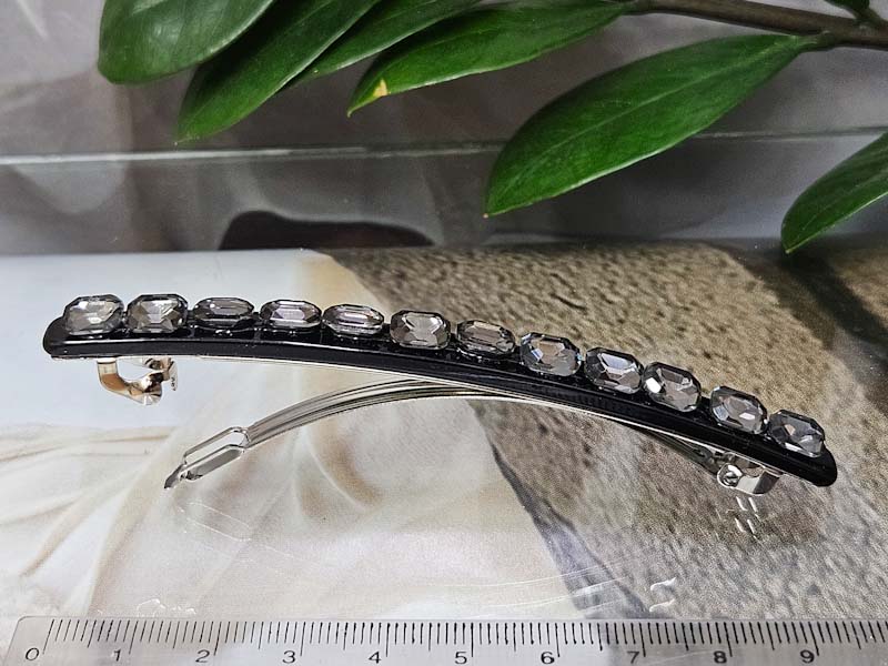 Заколка 1031005500164: цена 280 рублей.