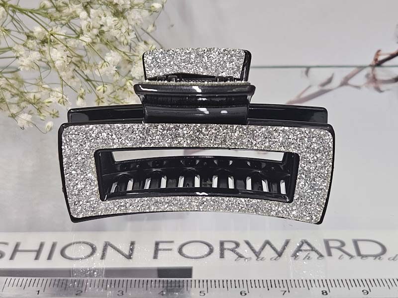 Заколка 1347005500104: цена 295 рублей.