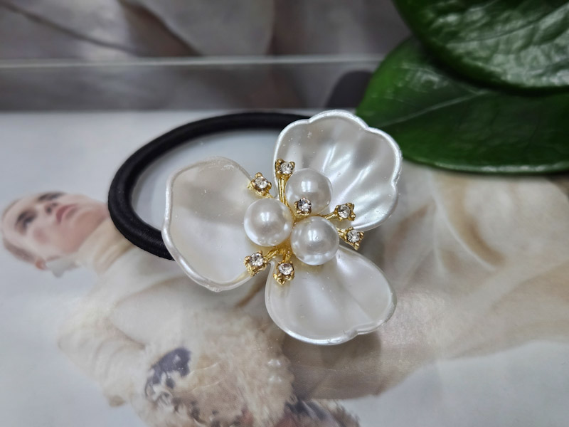 Резинка 1023005500435: цена 250 рублей.