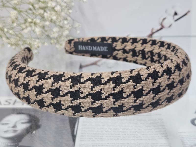 Ободок 1149005500036: цена 380 рублей.