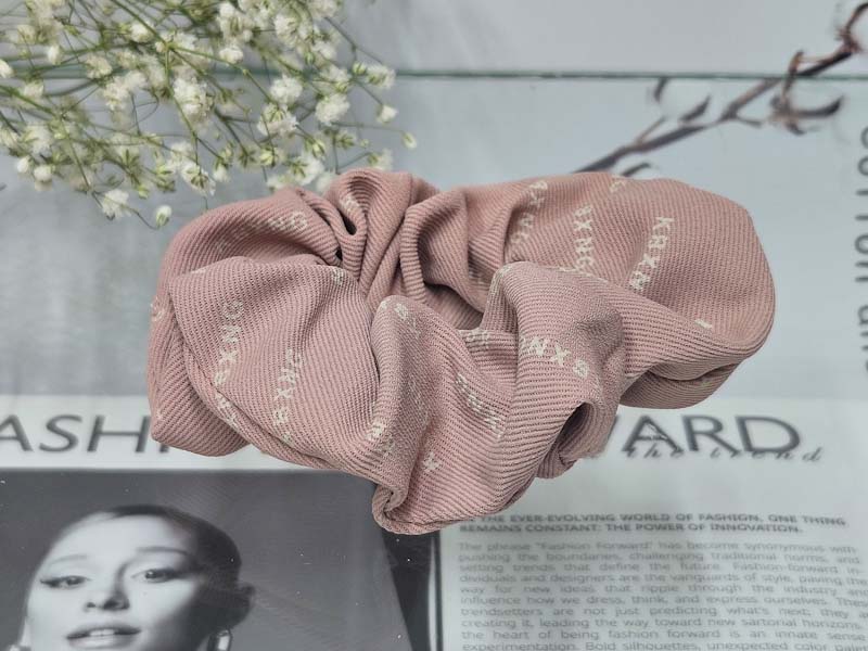 Резинка 1977005500196: цена 100 рублей.