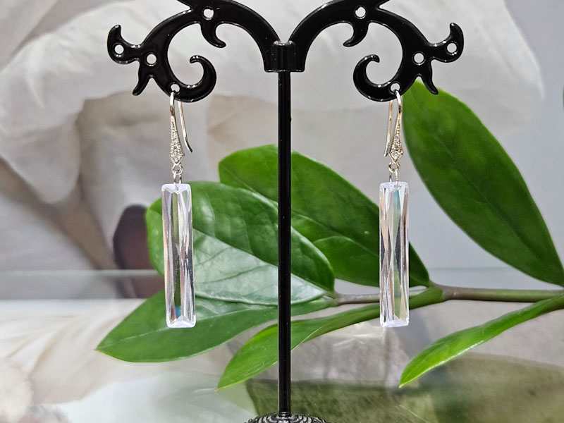 Серьги 1100006500111: цена 655 рублей.