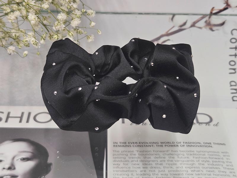 Резинка 1977005500127: цена 100 рублей.