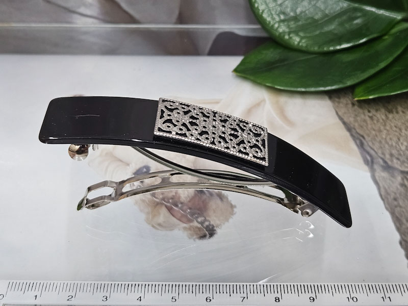 Заколка 1025005500149: цена 250 рублей.