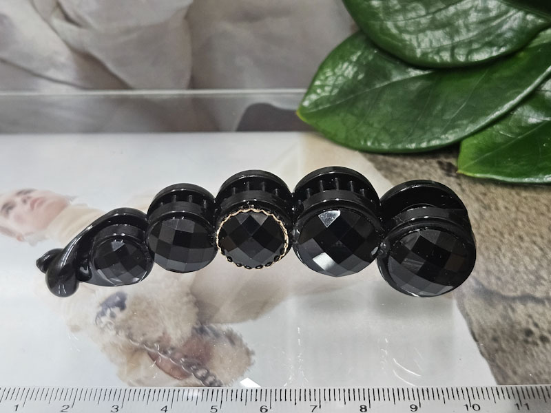 Заколка 1031005500805: цена 265 рублей.